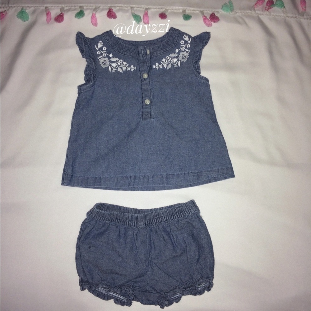 Chambray Baby Outfit -3M Carter’s - Picture 1 of 4